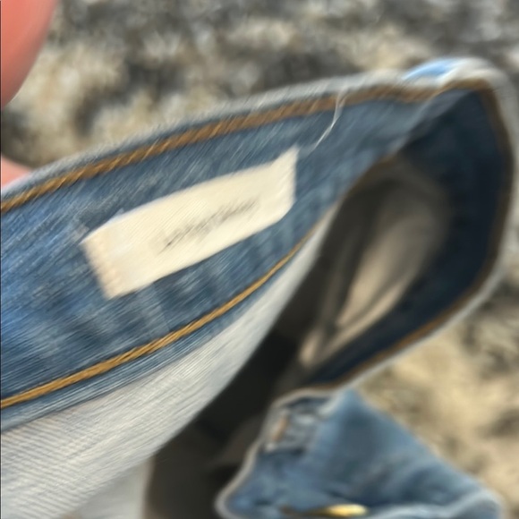 Frame Denim Blue Straight Leg Jeans with Vintage Wash - Picture 5 of 8